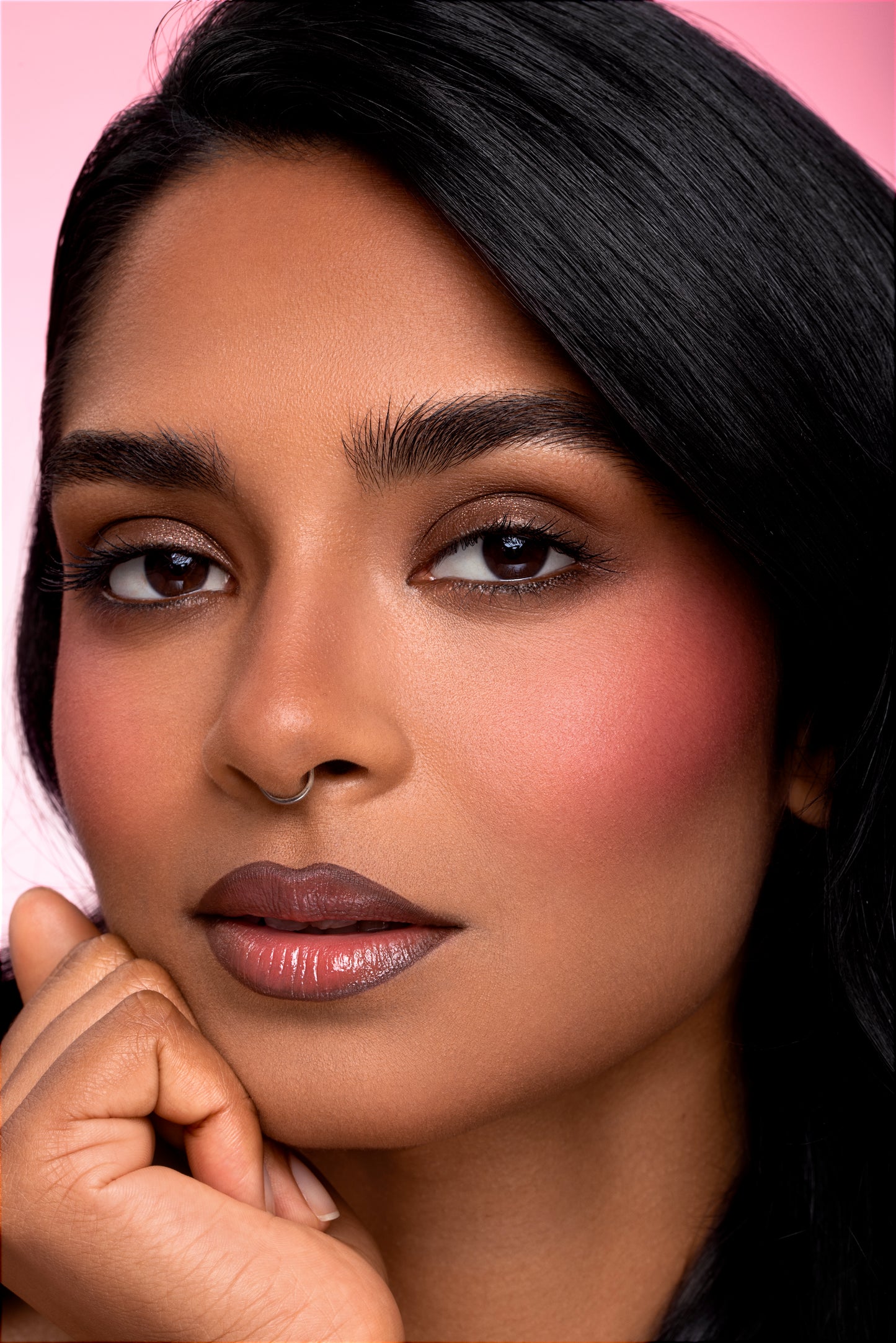 Turn Me On Contour Stick - 04 Hot Chocolate