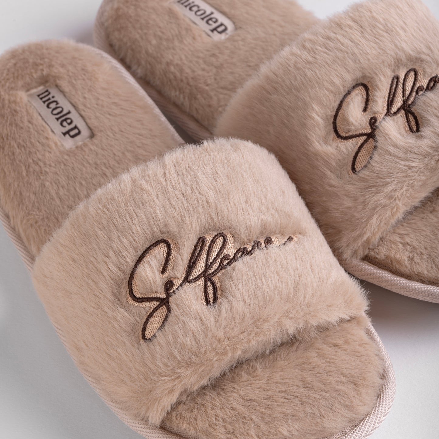 Fluffy Slippers - Beige