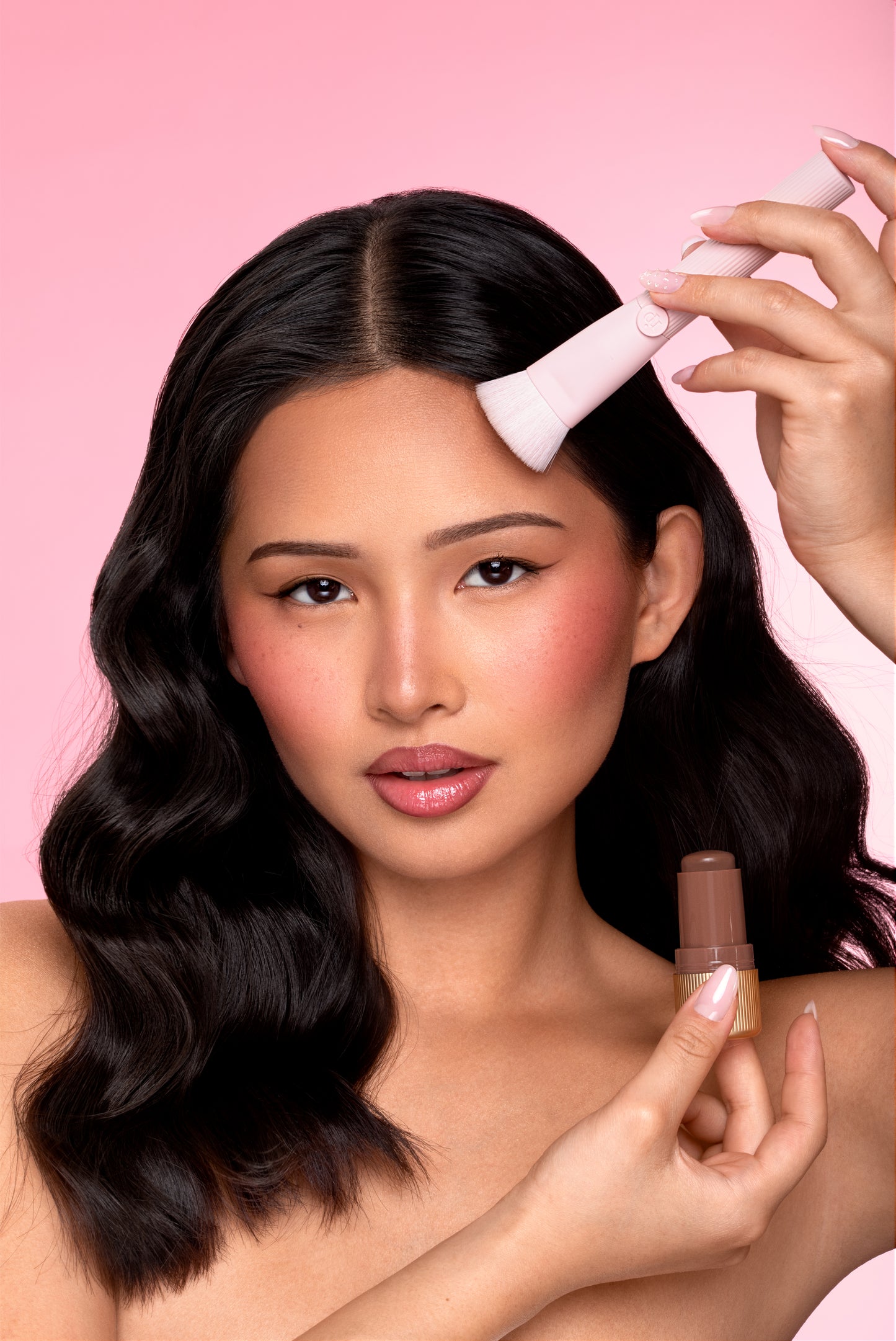 Turn Me On Contour Stick - 04 Hot Chocolate