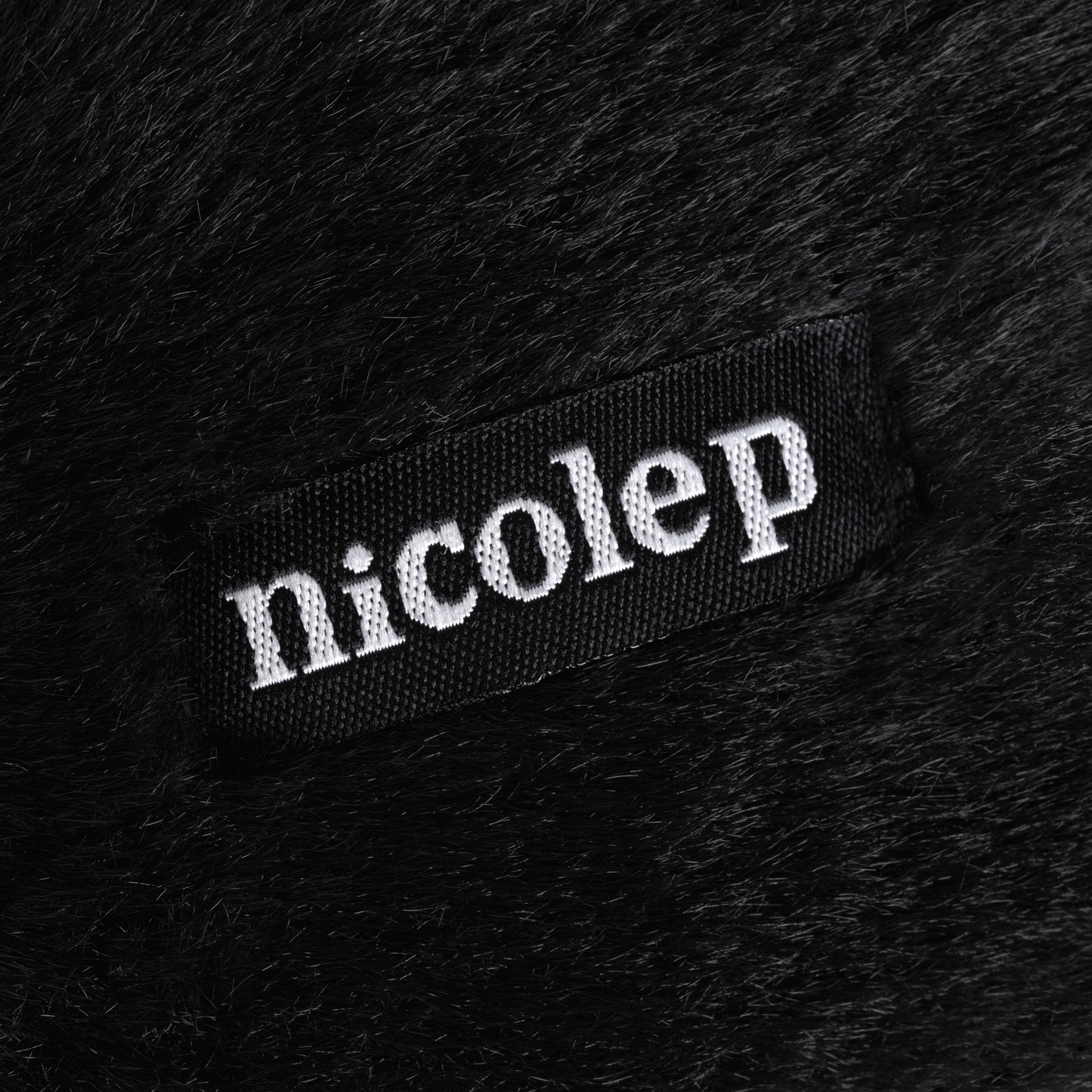 Fluffy Slippers - Black NEW