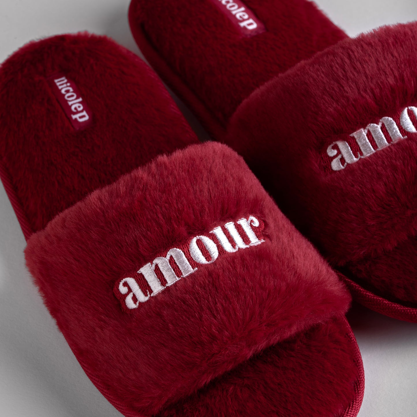 Fluffy Slippers - Bordeaux