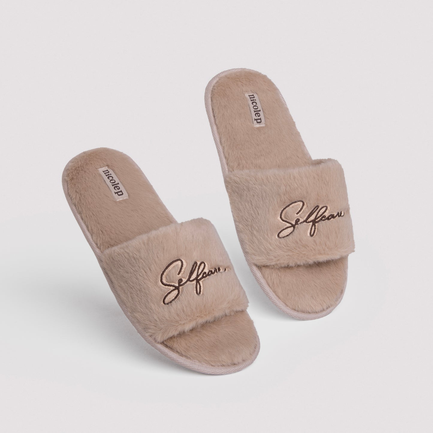 Fluffy Slippers - Beige