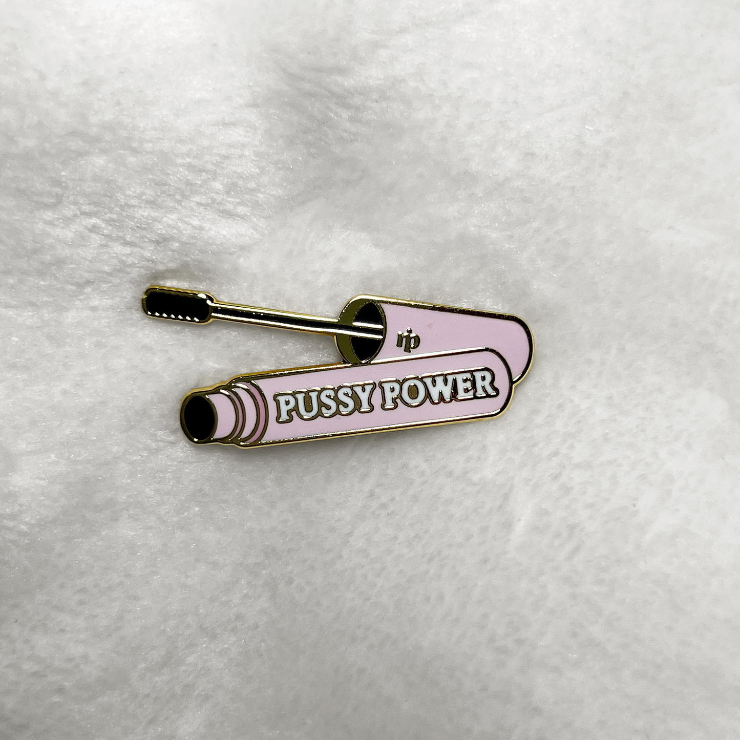 Pin - The Iconic Mascara